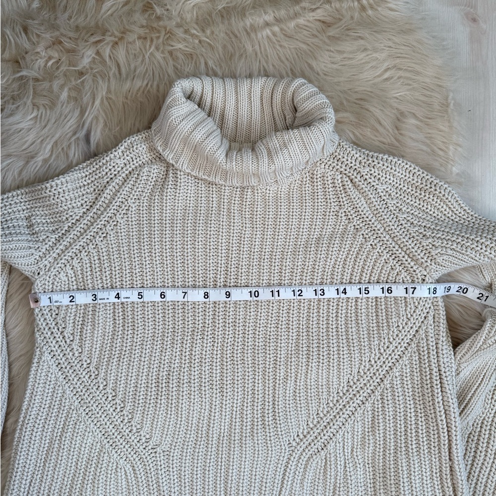 525 America 100% Cotton Beige Turtleneck Sweater - Picture 9 of 10